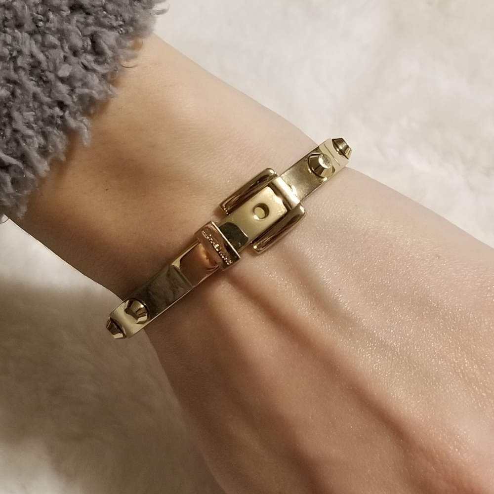 MICHAEL KORS BUCKLE BRACELET
